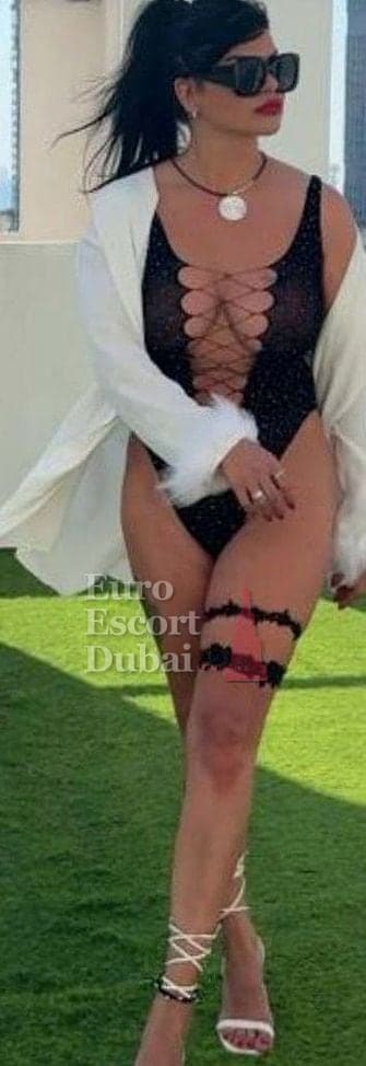 Nazira, 32, escort in Dubai — brown hair, Azerbaijani (photo 7 of 13)