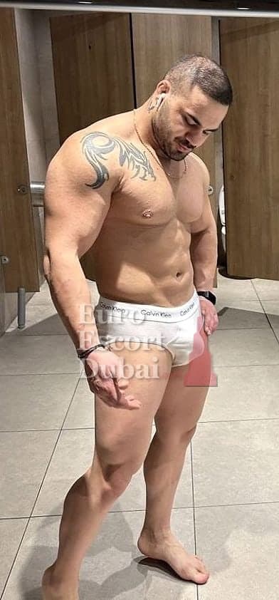 Xavier, 24, escort in Dubai — black hair, 170 cm (photo 13 of 13)