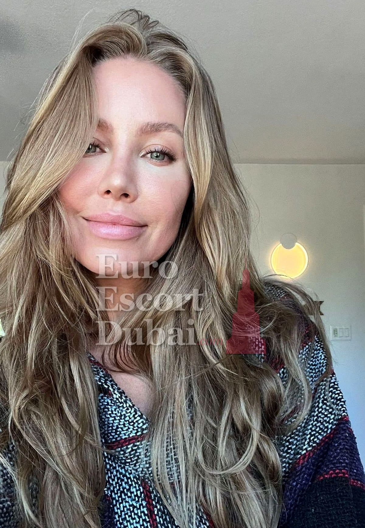 Alejandra, 32, escort in Dubai — Dutch, 180 cm (photo 2 of 10)