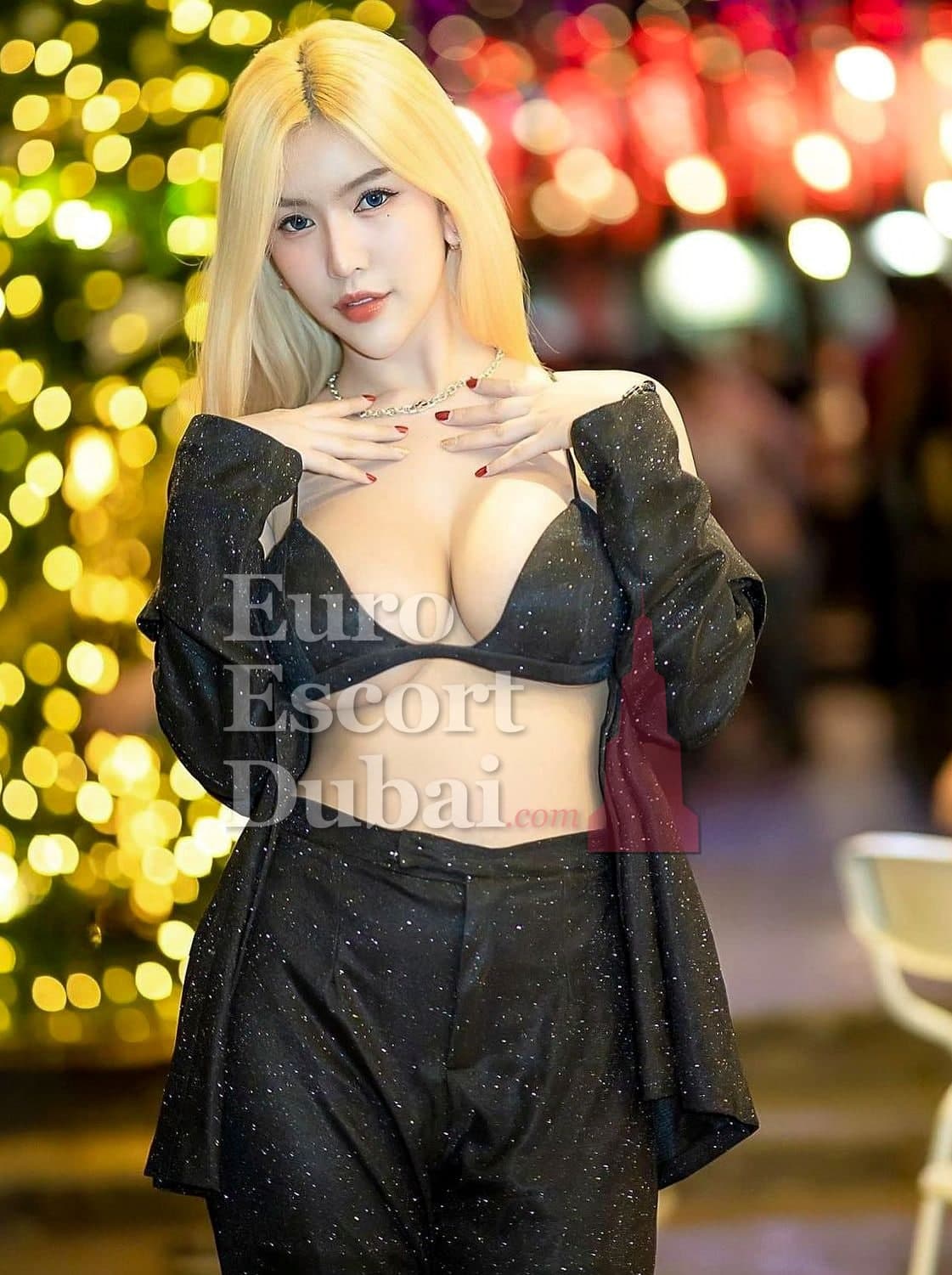 Thuy, 29, escort in Abu Dhabi — Canadian, 163 cm (photo 5 of 7)