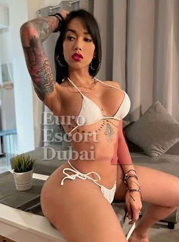 Celia, 30, escort in Dubai — Brazilian, 178 cm (photo 5 of 6)
