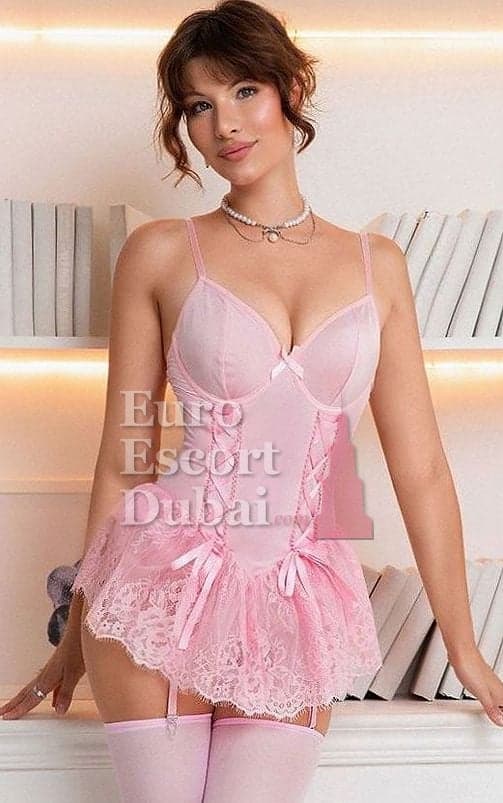 Morgan, 28, escort in Dubai — 170 cm, brown hair (photo 8 of 10)