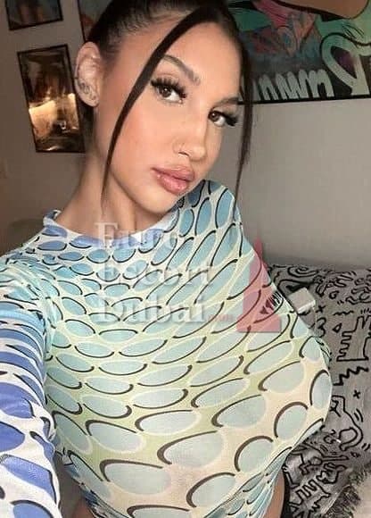 Adriana Sky, 32, escort in Dubai — 155 cm, black hair (photo 4 of 5)
