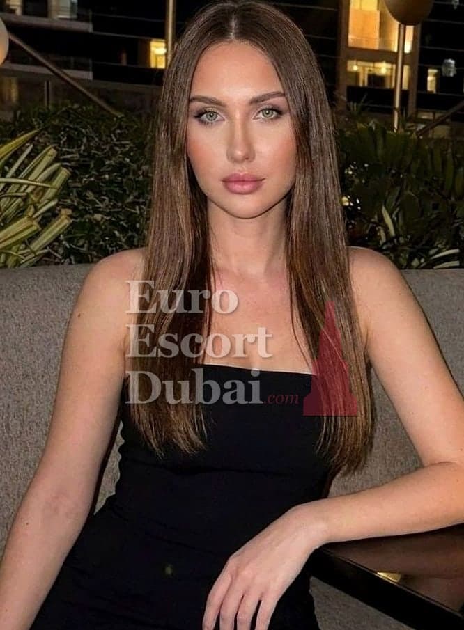 Ayana, 23, escort in Dubai — brown hair, Kazakh (photo 4 of 13)