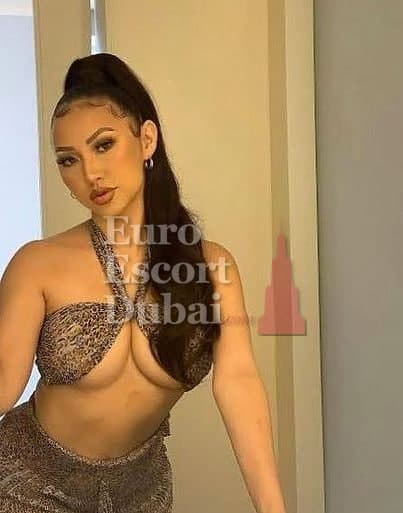 Camille, 24, escort in Dubai — Filipino, 168 cm (photo 2 of 5)