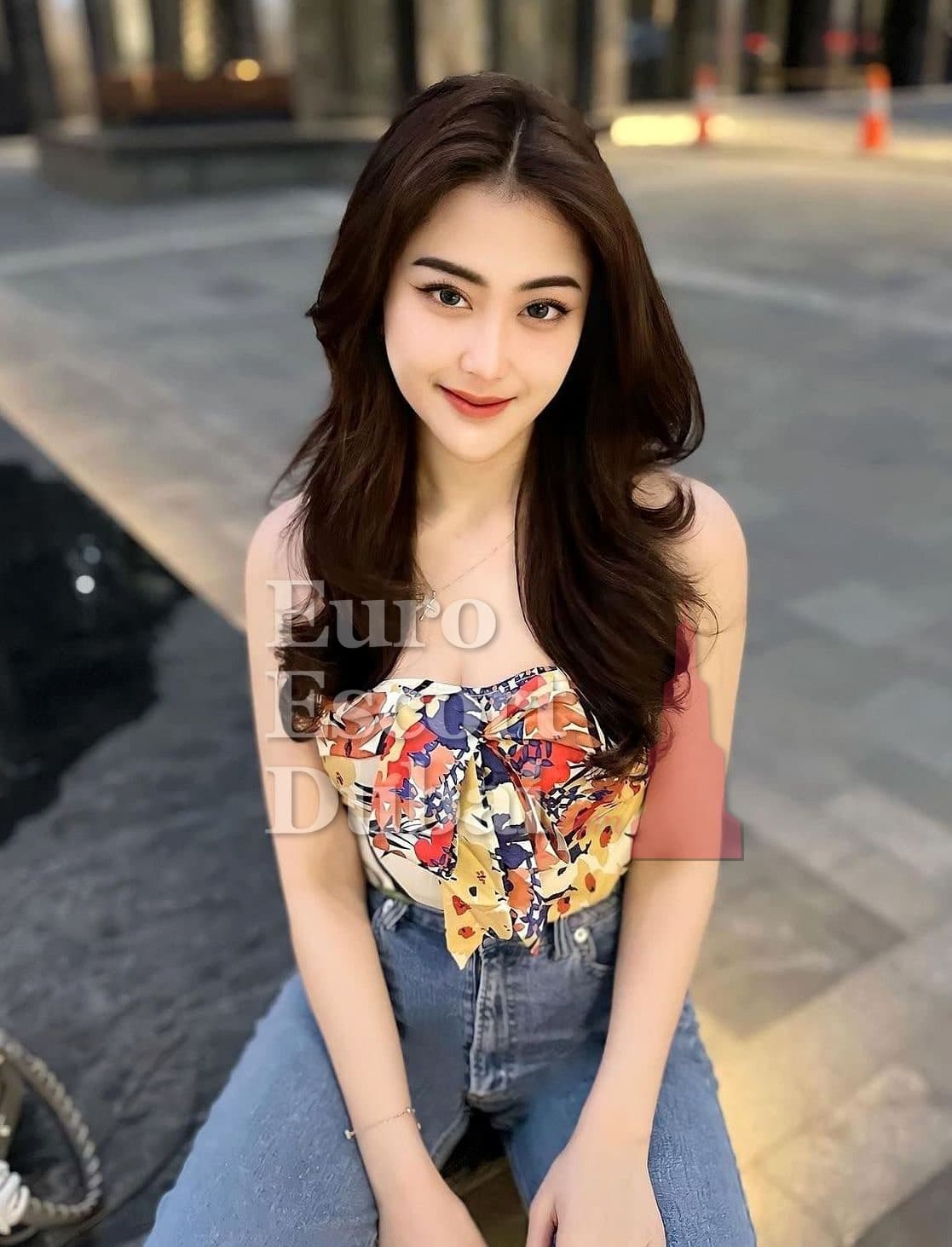 My, 24, escort in Dubai — black hair, Indonesian (photo 1 of 4)