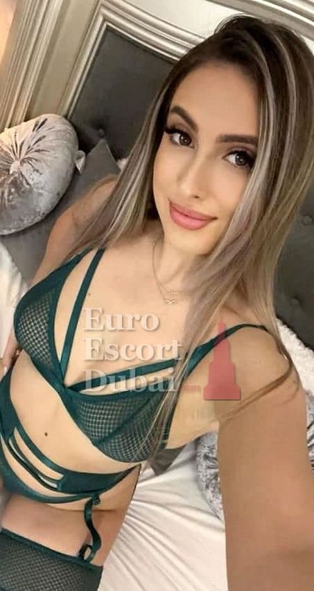 Anja, 25, escort in Al Ain — 168 cm, brown hair (photo 9 of 10)