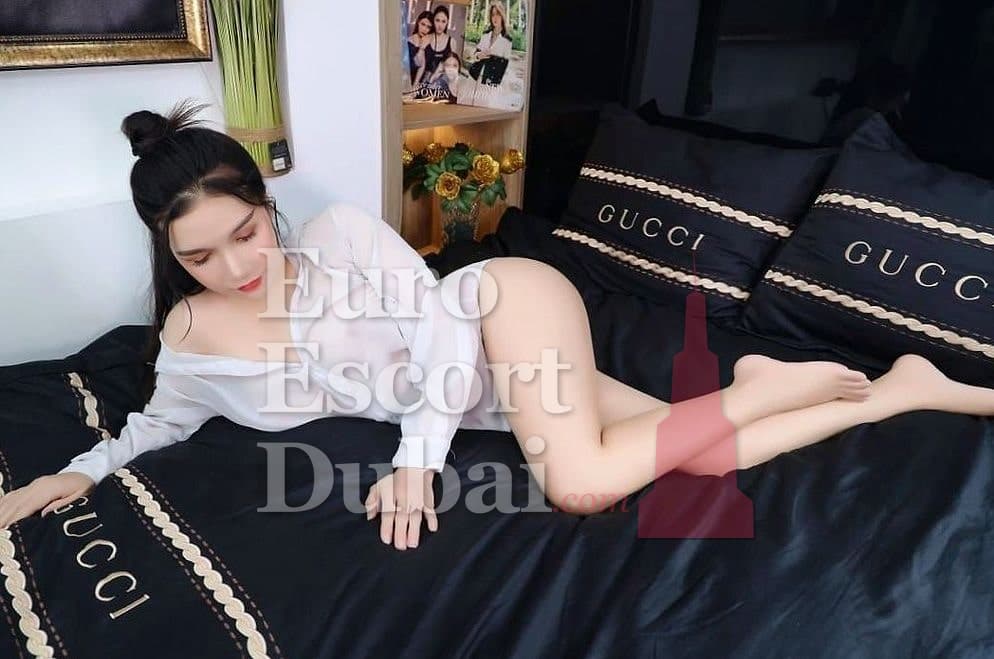 Akiko, 25, escort in Dubai — 160 cm, black hair (photo 4 of 8)