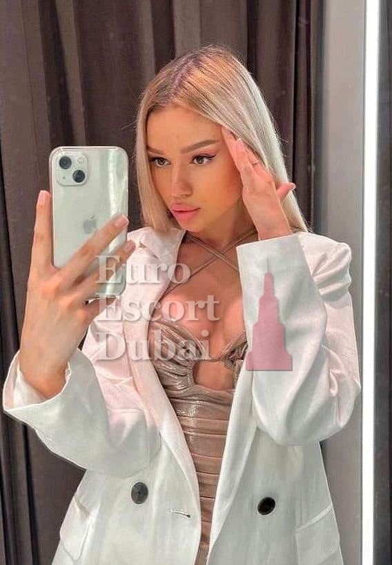Elizaveta, 25, escort in Dubai — Russian, 169 cm (photo 8 of 10)