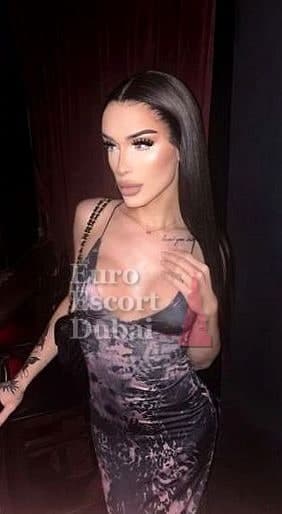 Cristina, 19, escort in Dubai — 176 cm, black hair (photo 6 of 8)