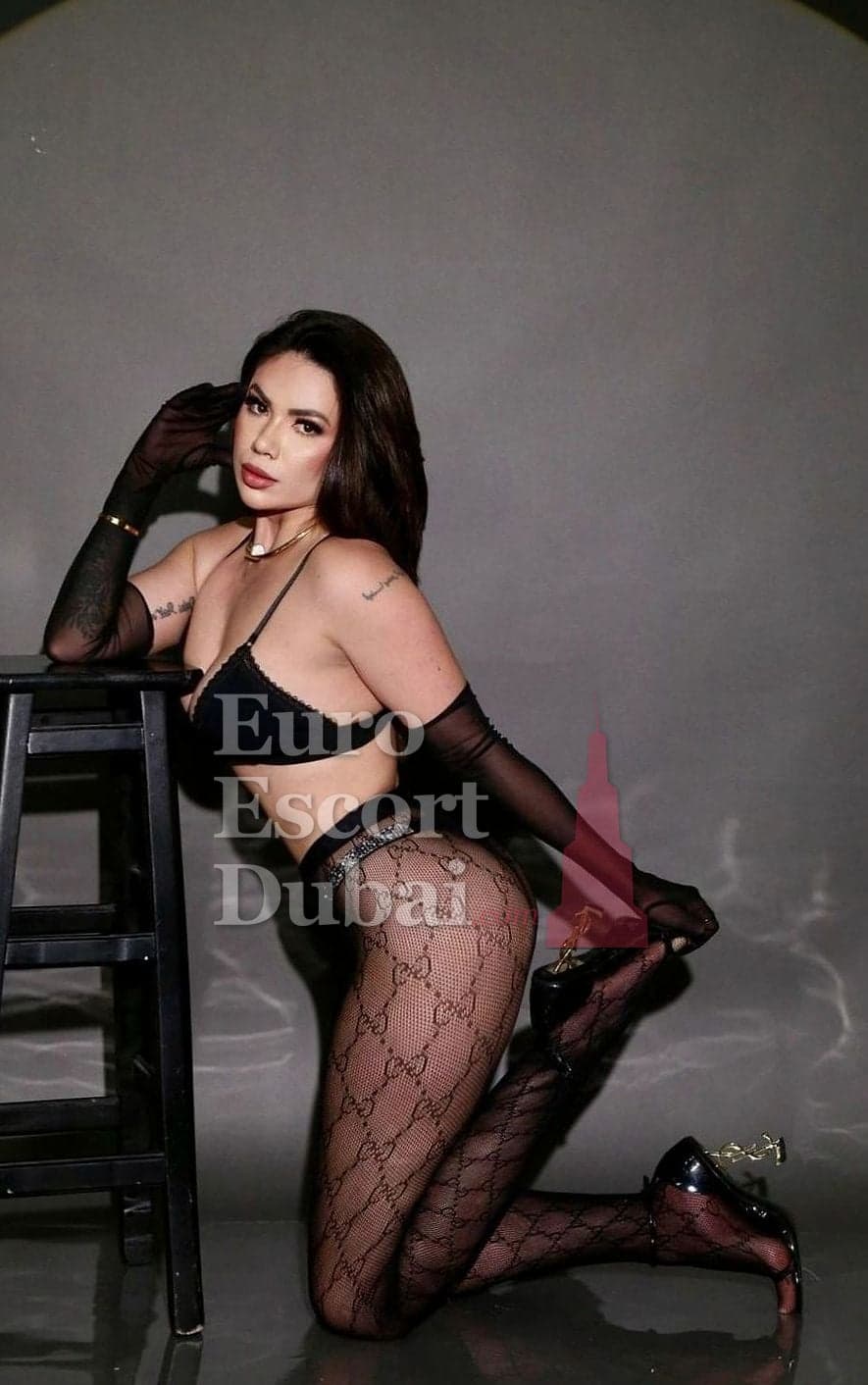 Annika Faith, 29, escort in Dubai — black hair, 160 cm (photo 3 of 10)