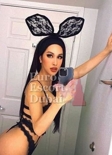 Thalita, 24, escort in Dubai — Colombian, 167 cm (photo 8 of 13)
