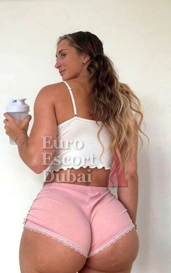 Emery, 27, escort in Dubai — black hair, 170 cm (photo 5 of 6)