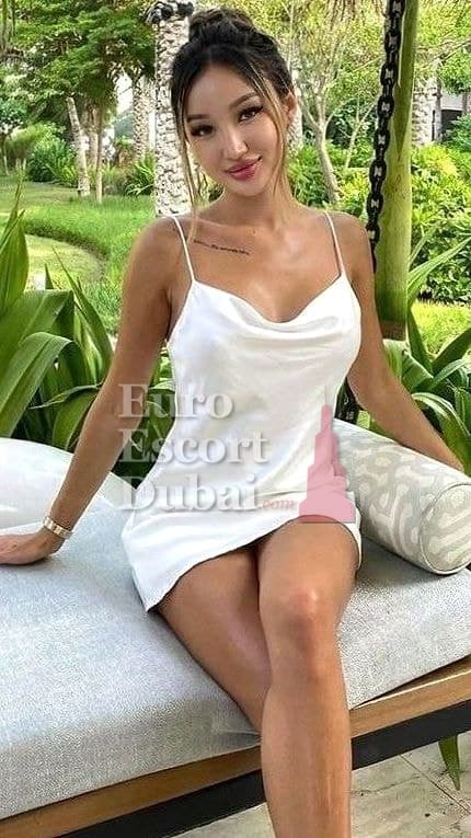 Ayzere, 26, escort in Dubai — Kazakh, 167 cm (photo 8 of 13)