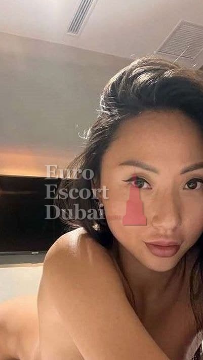 Tatiana, 28, escort in Dubai — brown hair, 170 cm (photo 1 of 8)
