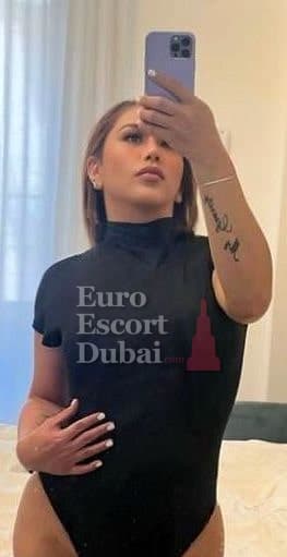 Hina, 27, escort in Dubai — 167 cm, blonde hair (photo 3 of 7)
