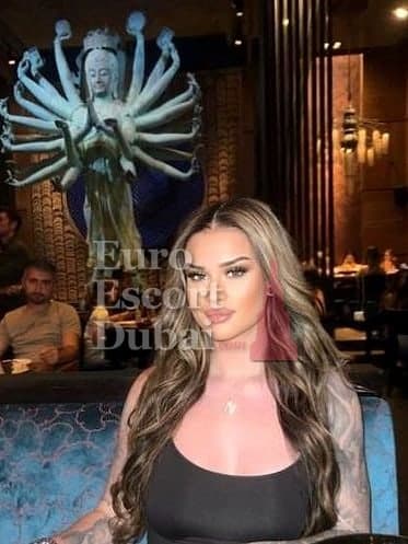 Kalliope, 24, escort in Dubai — brown hair, British (photo 10 of 13)