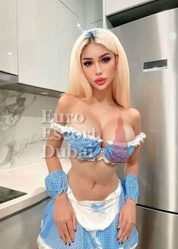 Rin, 22, escort in Al Ain — 164 cm, blonde hair (photo 9 of 13)