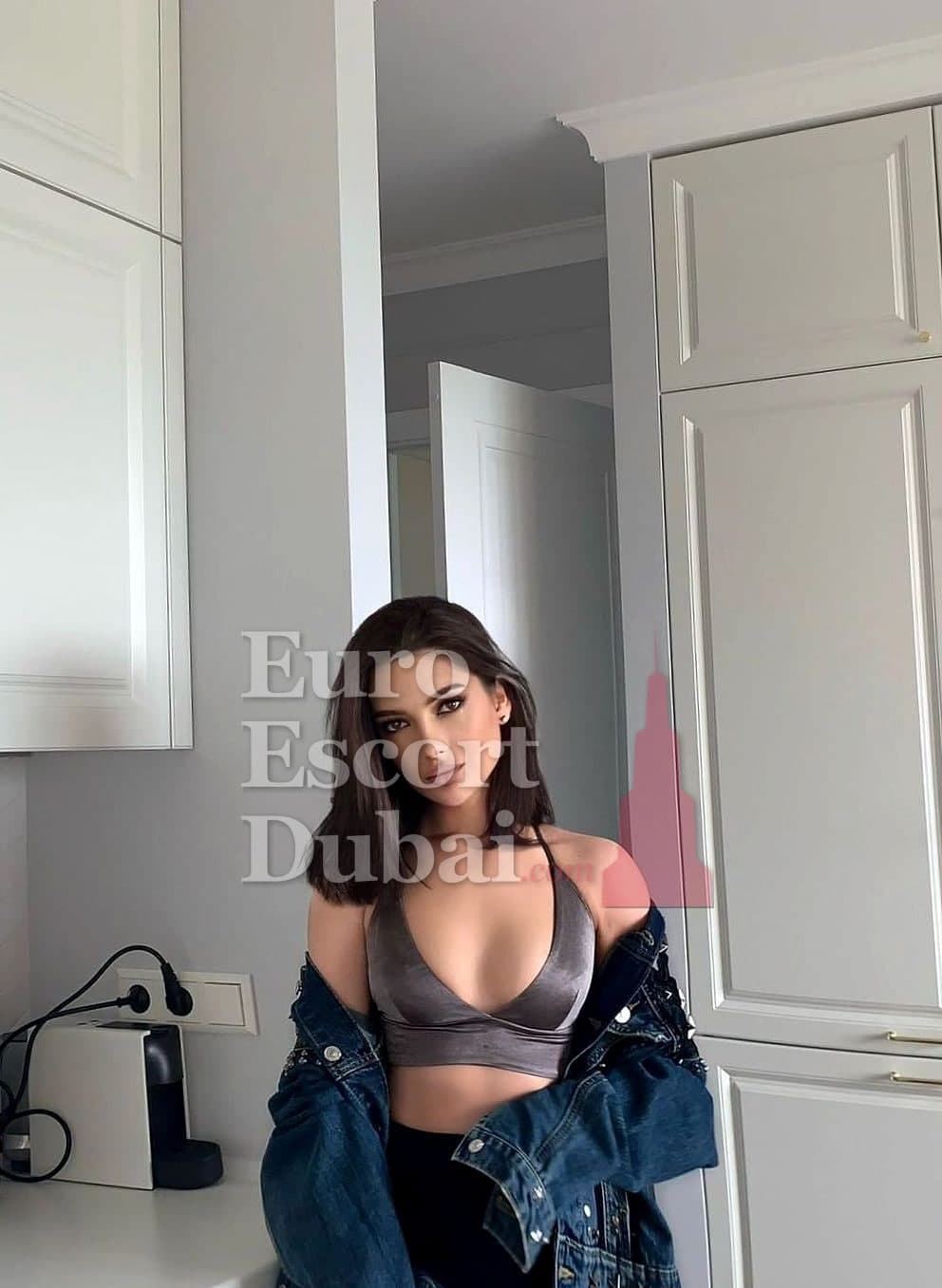 Halina, 29, escort in Dubai — Russian, 170 cm (photo 5 of 10)