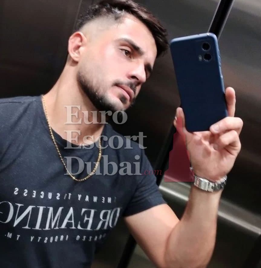 Ibrahim, 32, escort in Dubai — 180 cm, black hair (photo 10 of 13)