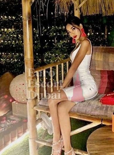 Aiko, 27, escort in Dubai — 167 cm, black hair (photo 3 of 10)