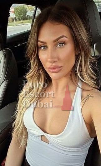 Kate, 31, escort in Abu Dhabi — blonde hair, British (photo 7 of 9)