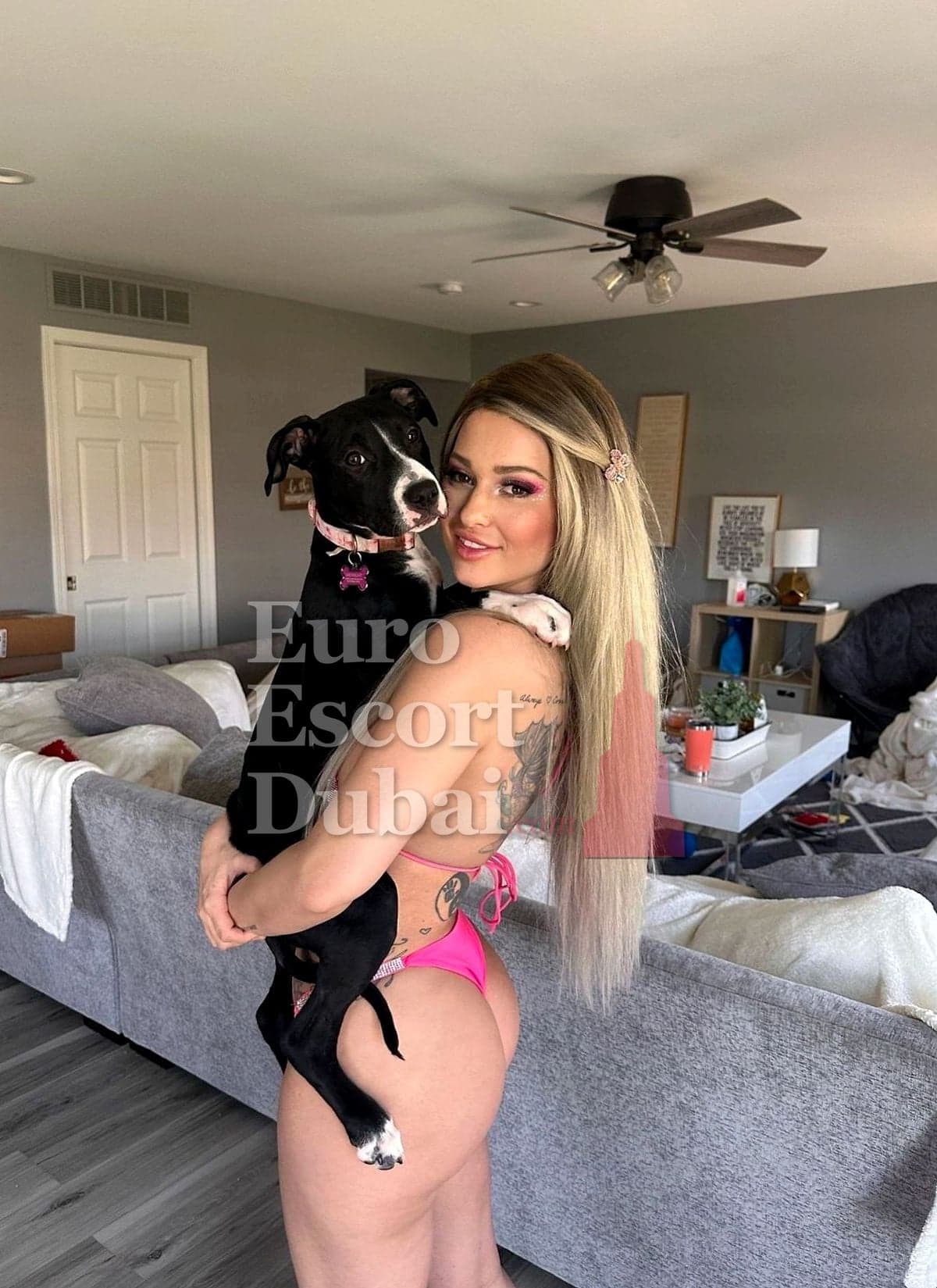 Nazli, 29, escort in Dubai — brown hair, 170 cm (photo 5 of 8)