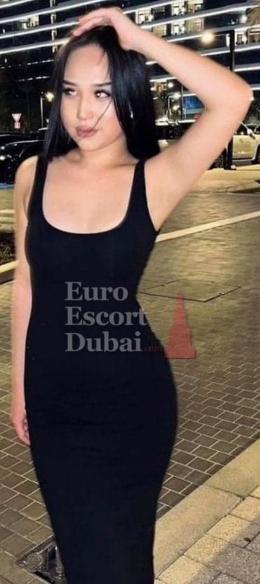 Aruzhan, 19, escort in Dubai — Kazakh, 164 cm (photo 8 of 13)