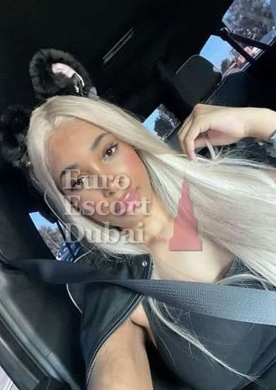 Anahi, 22, escort in Dubai — Brazilian, 184 cm (photo 11 of 13)