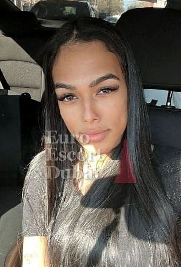 Rebeca, 22, escort in Dubai — black hair, Brazilian (photo 4 of 13)