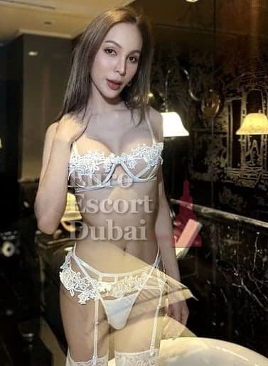 Na, 24, escort in Dubai — brown hair, Korean (photo 1 of 11)