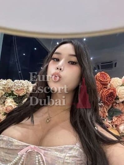 Chen, 24, escort in Dubai — 161 cm, black hair (photo 6 of 13)