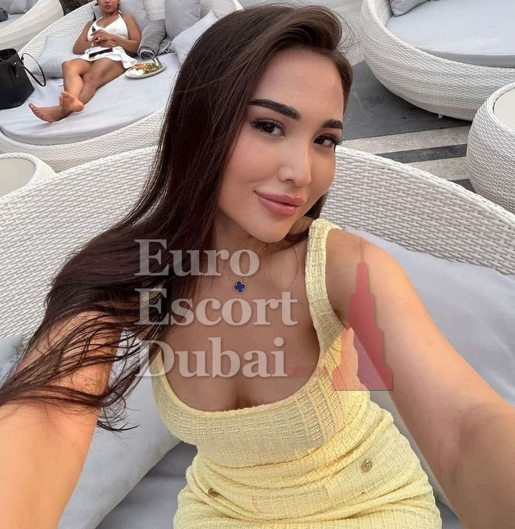 Aisulu, 23, escort in Fujairah — brown hair, Kazakh (photo 13 of 13)
