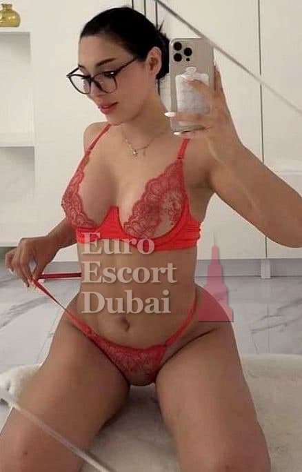 Botagoz, 28, escort in Dubai — black hair, Uzbek (photo 1 of 13)