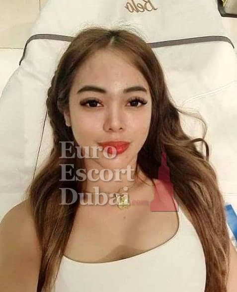 Xuan, 26, escort in Dubai — 167 cm, black hair (photo 2 of 4)