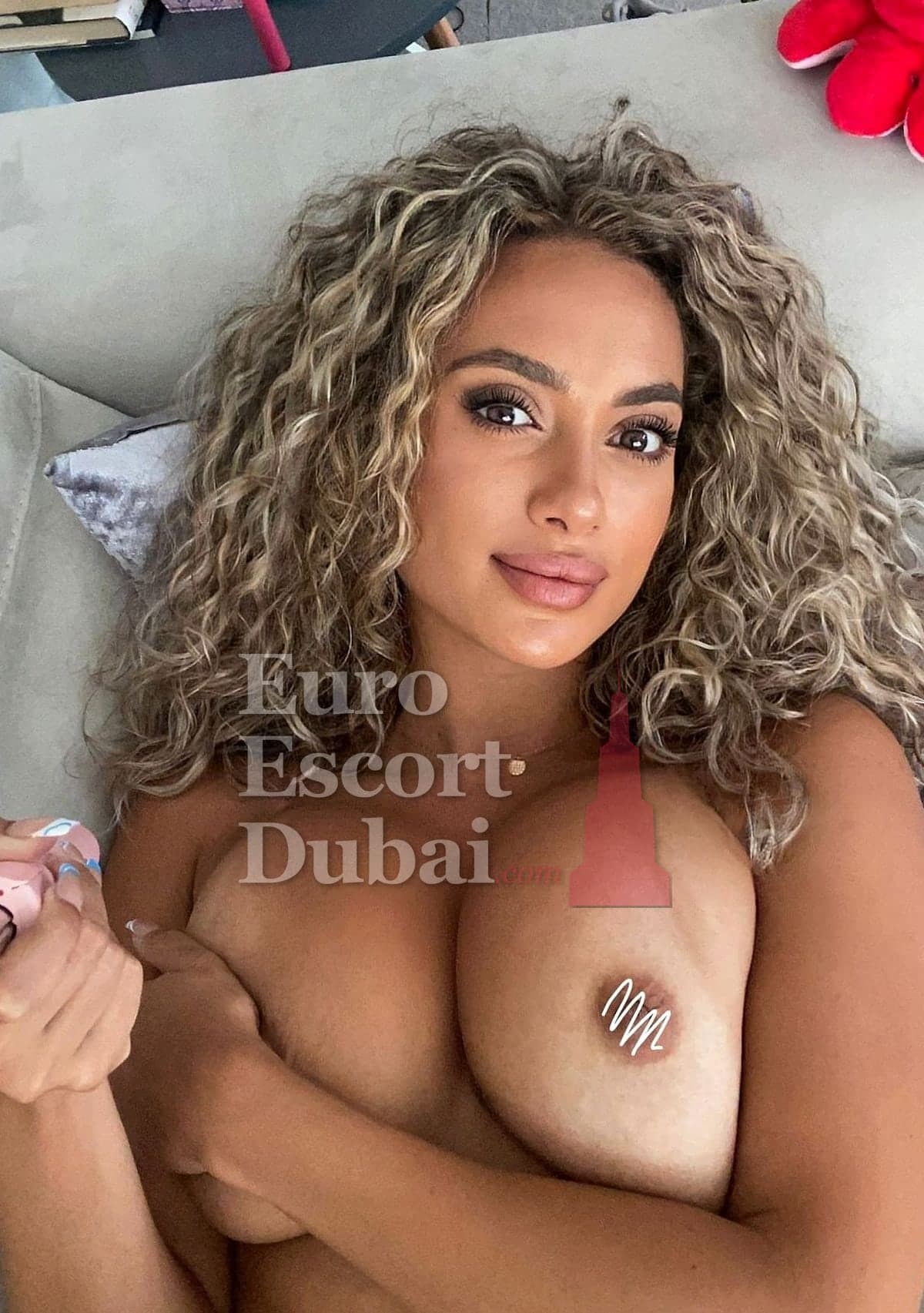Priscilla, 28, escort in Dubai — brown hair, 162 cm (photo 5 of 9)