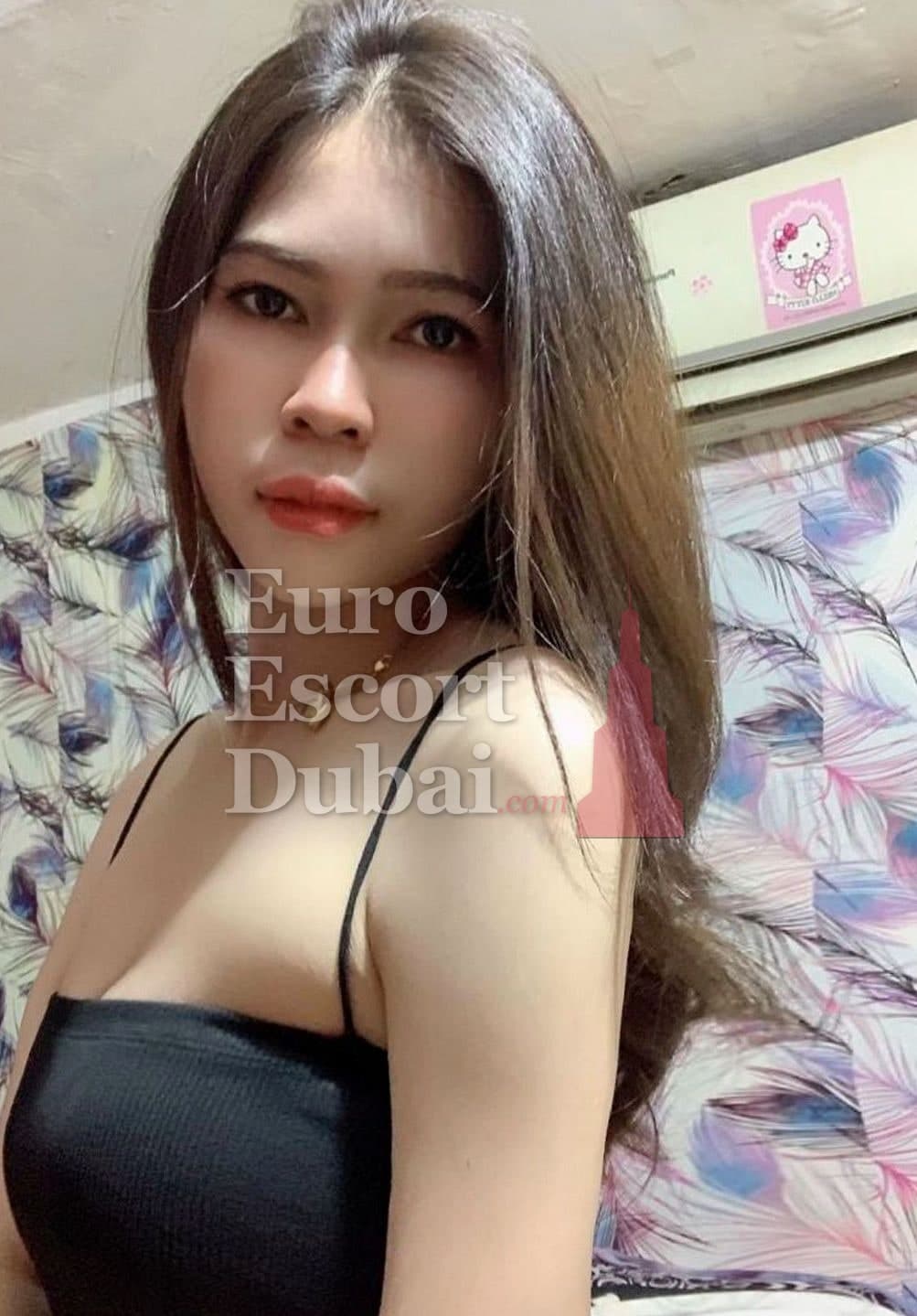 Jessa, 25, escort in Dubai — black hair, Indonesian (photo 1 of 7)