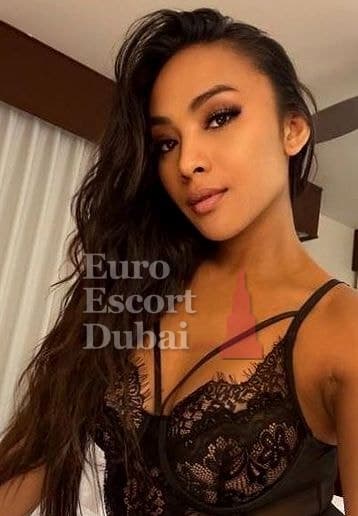 Hanh, 32, escort in Dubai — Vietnamese, 161 cm (photo 5 of 13)