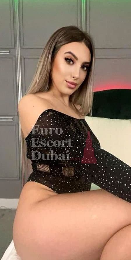 Anja, 25, escort in Al Ain — Danish, 168 cm (photo 8 of 10)