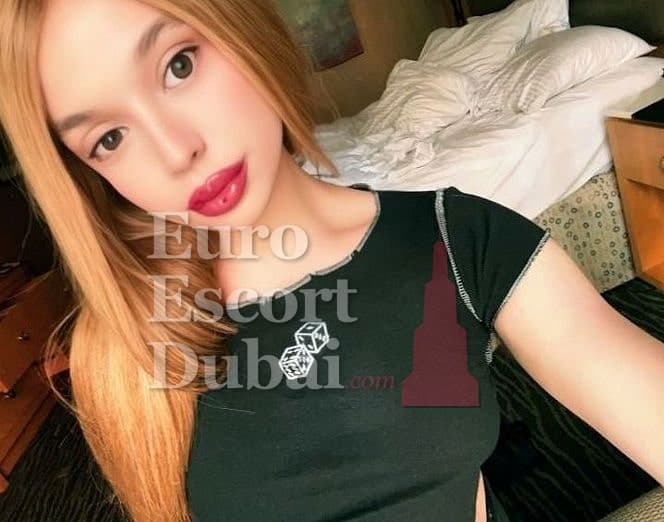 Dorota, 21, escort in Dubai — black hair, Russian (photo 13 of 13)