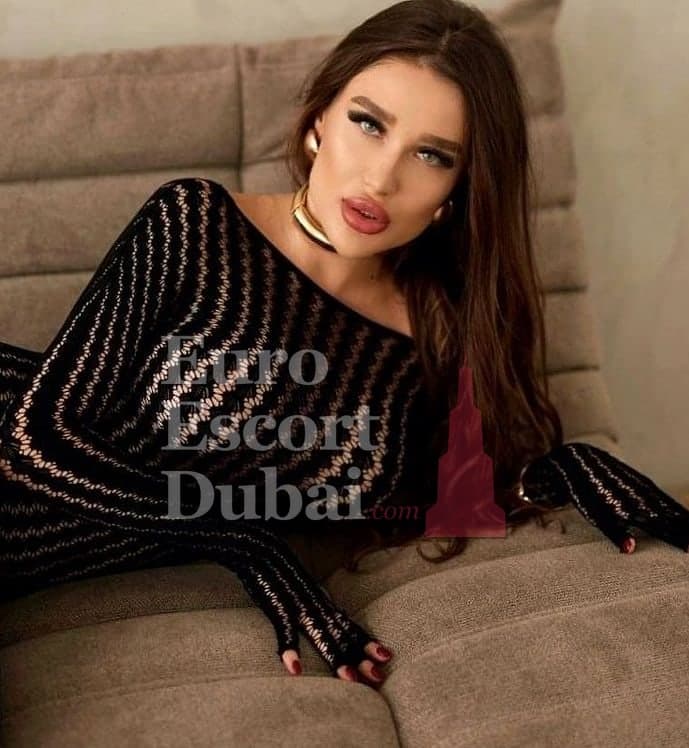 Zlata, 22, escort in Dubai — 170 cm, brown hair (photo 3 of 13)