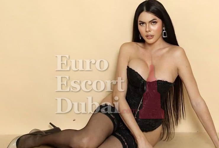 Nanami, 24, escort in Al Ain — black hair, Japanese (photo 10 of 13)