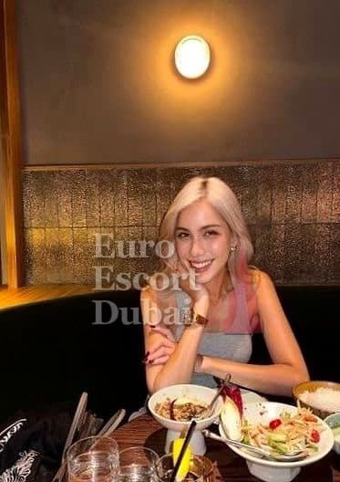 Bora, 27, escort in Ajman — 174 cm, blonde hair (photo 6 of 13)