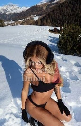Andrea, 22, escort in Dubai — 174 cm, blonde hair (photo 6 of 6)