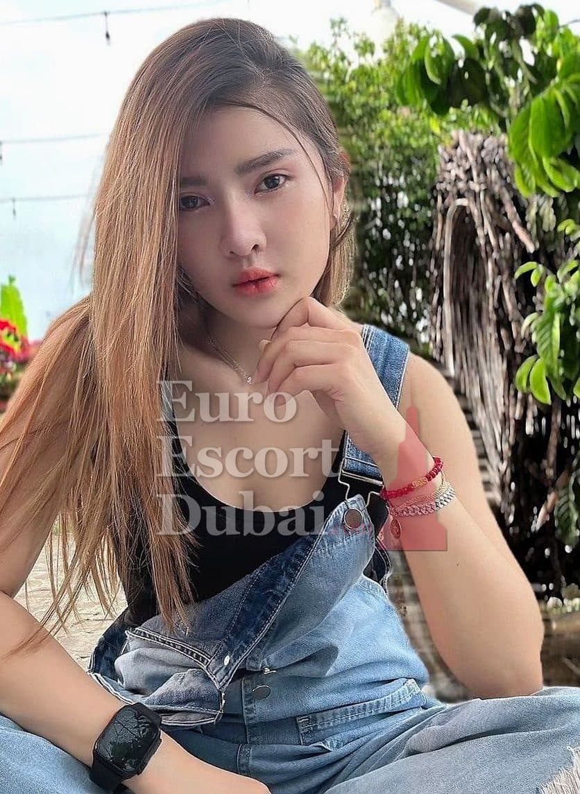 Supaporn, 25, escort in Dubai — black hair, 160 cm (photo 7 of 7)