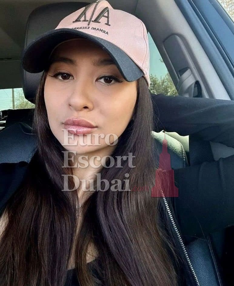 Jimena, 24, escort in Dubai — 166 cm, brown hair (photo 12 of 13)