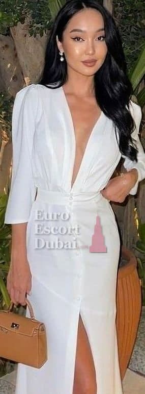 Zulfiya, 24, escort in Dubai — 167 cm, black hair (photo 12 of 13)