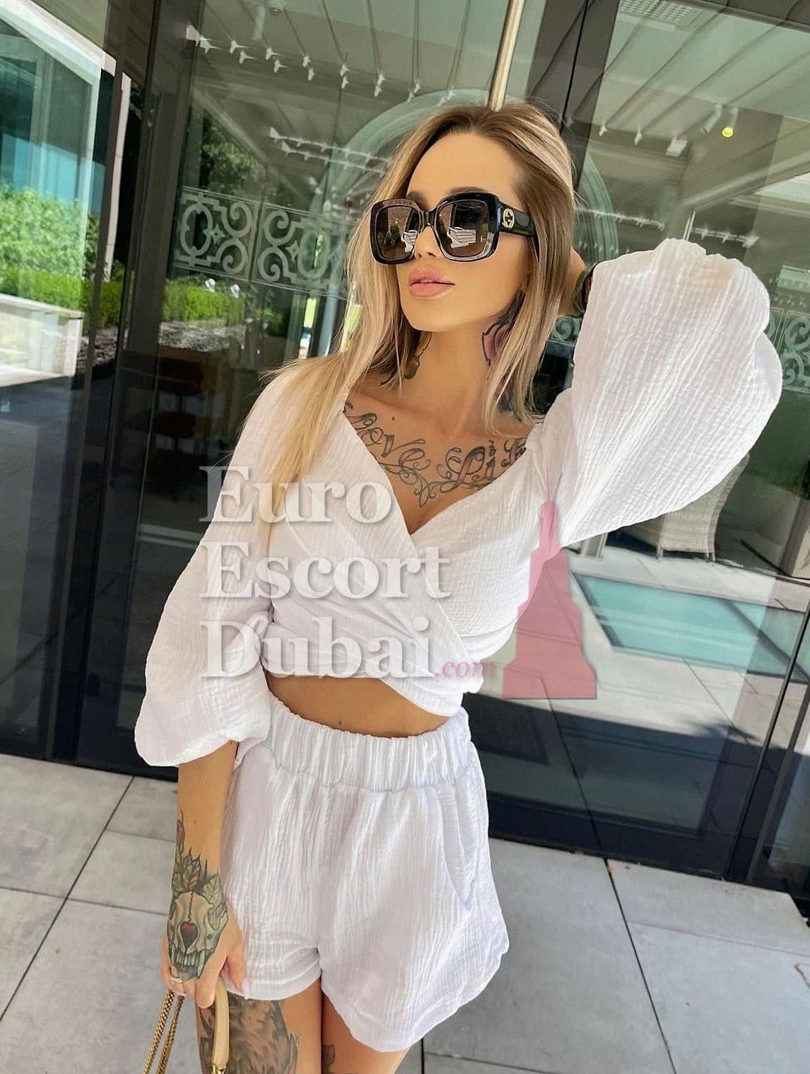 Ewa, 29, escort in Dubai — blonde hair, Czech (photo 1 of 4)
