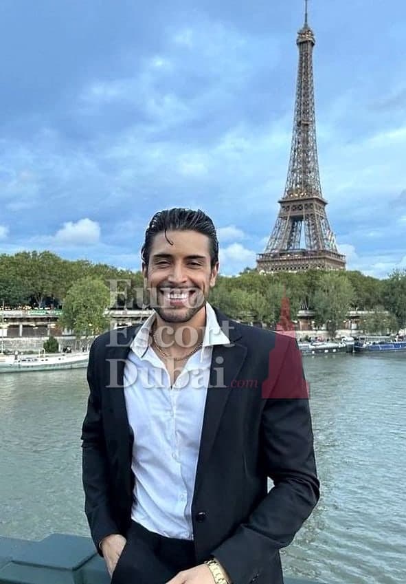 Sebastian, 26, escort in Ajman — 188 cm, black hair (photo 8 of 12)