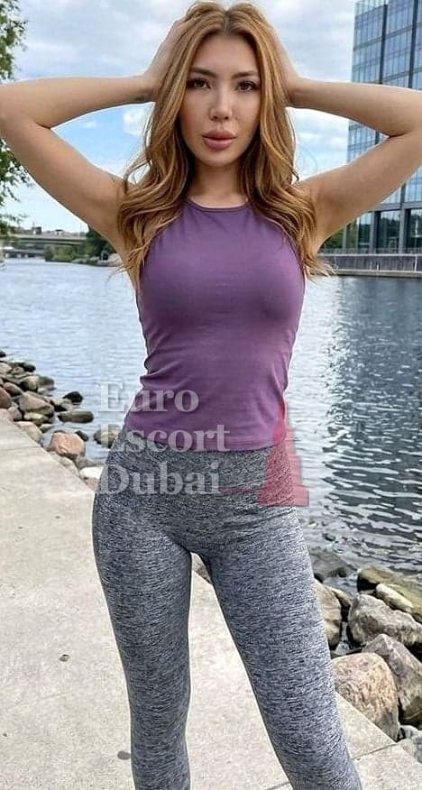 Arailym, 24, escort in Dubai — Kazakh, 170 cm (photo 8 of 13)